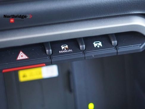 Used 2023 Toyota Tundra Limited image 34