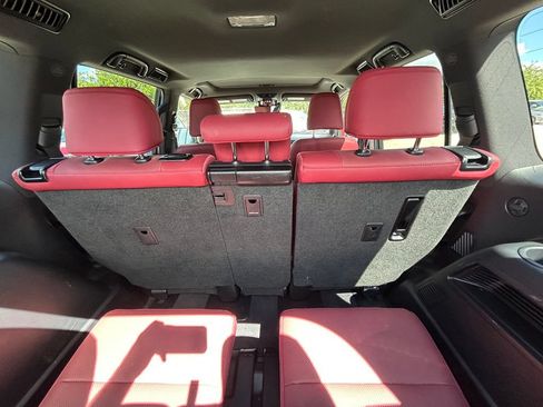 Used 2023 Lexus GX 460 Premium w/ Premium Plus Package AWD/4WD image 16