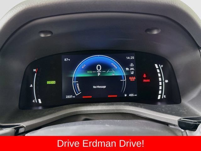 Used 2026 Toyota Camry SE FWD image 17