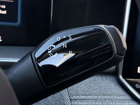 New 2025 Volkswagen Tiguan S image 19