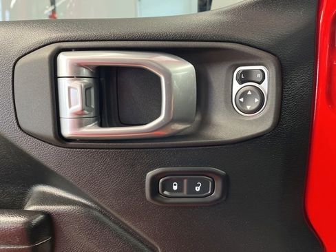 Certified 2021 Jeep Wrangler Unlimited Rubicon image 16