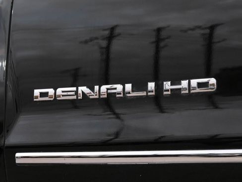 Used 2017 GMC Sierra 2500 Denali w/ Duramax Plus Package image 52