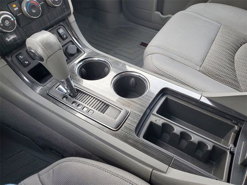 Used 2015 Chevrolet Traverse LT w/ Style and Technology Package image 24