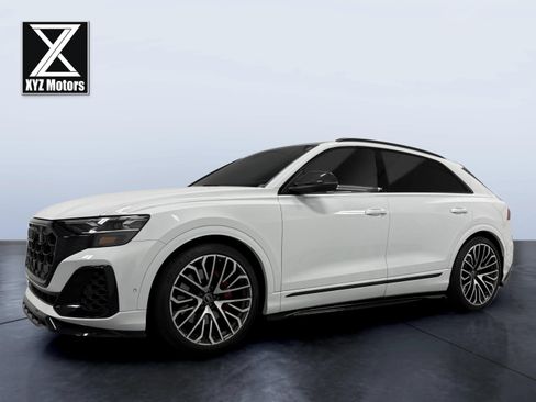 Used 2024 Audi SQ8 Prestige w/ Prestige Package AWD/4WD image 2