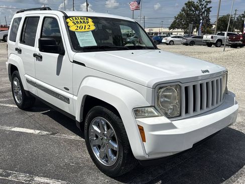Used 2012 Jeep Liberty Sport RWD image 7