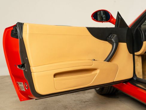 Used 1999 Ferrari 550 Maranello Coupe RWD image 35