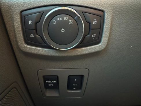 Used 2019 Ford F150 XLT w/ Equipment Group 302A Luxury image 21