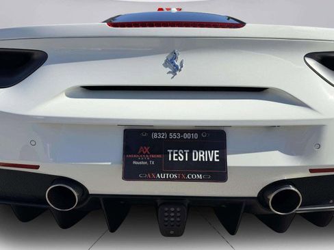 Used 2018 Ferrari 488 GTB image 18