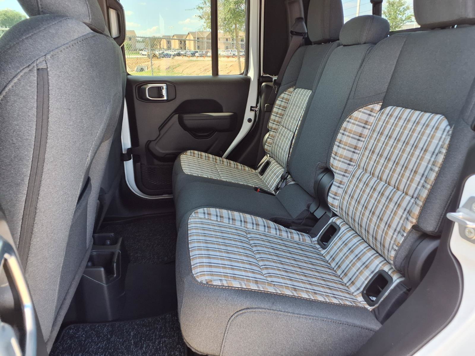 New 2026 Jeep Gladiator Sport AWD/4WD image 16
