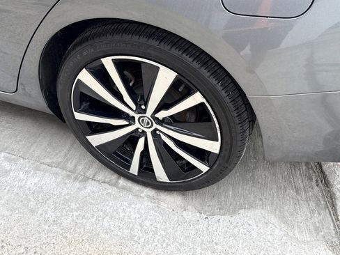 Used 2020 Nissan Altima 2.5 SR image 9