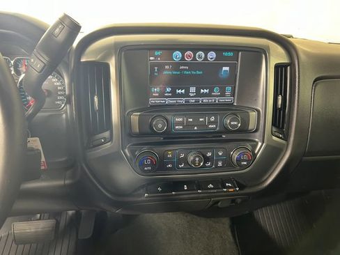 Used 2018 Chevrolet Silverado 1500 LT w/ Texas Edition RWD image 18