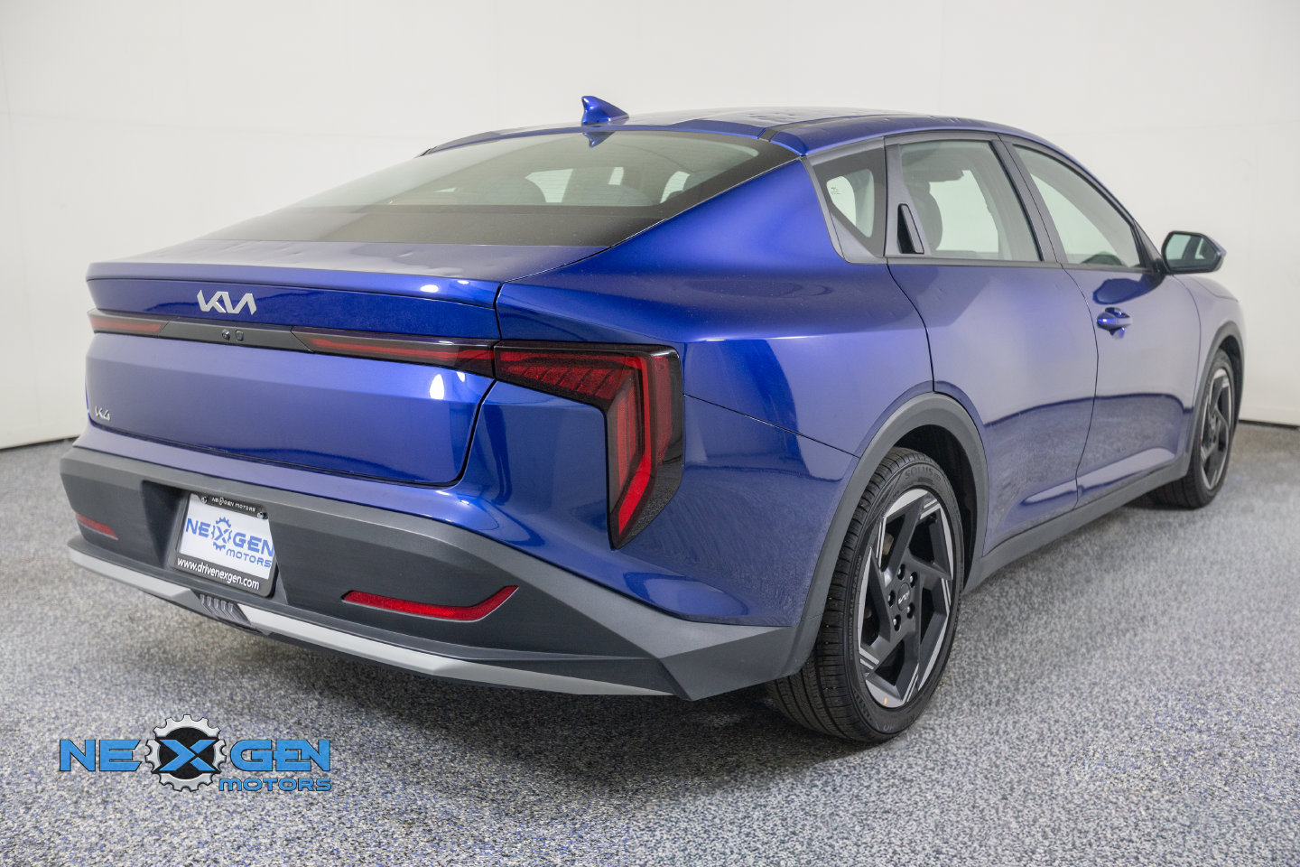 Used 2025 Kia K4 EX FWD image 34