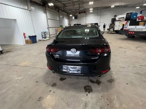 Used 2019 MAZDA MAZDA3 Sedan w/ Premium Package image 10