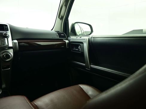 Used 2016 Toyota 4Runner Limited image 48