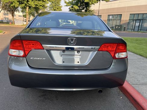 Used 2010 Honda Civic EX-L image 4