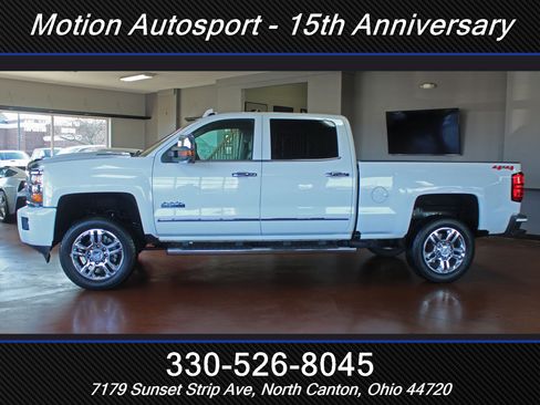 Used 2018 Chevrolet Silverado 2500 High Country w/ Duramax Plus Package image 7