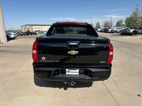 Certified 2011 Chevrolet Avalanche LT w/ Texas Edition RWD image 29
