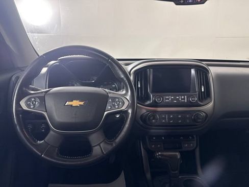 Used 2017 Chevrolet Colorado Z71 AWD/4WD image 25