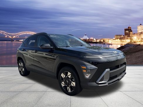 Used 2024 Hyundai Kona SEL AWD/4WD image 4