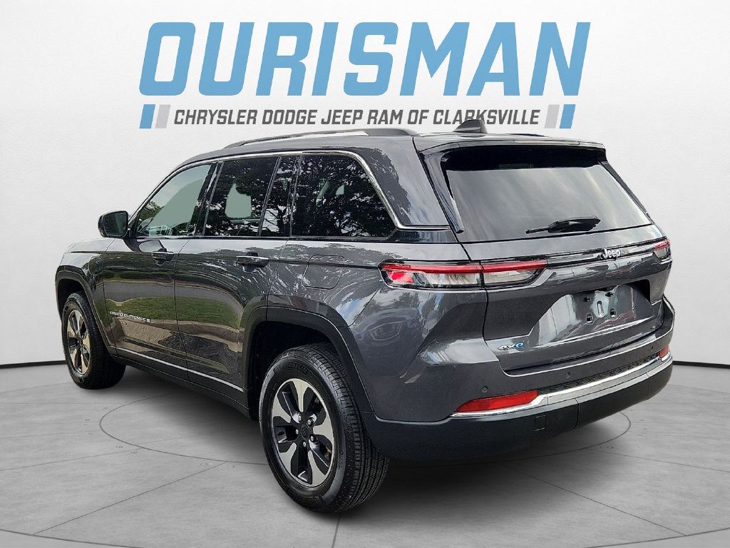 Used 2023 Jeep Grand Cherokee 4WD 4xe image 4