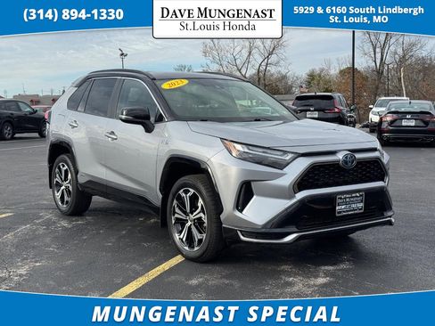 Used 2023 Toyota RAV4 XSE w/ Weather Package AWD/4WD image 1