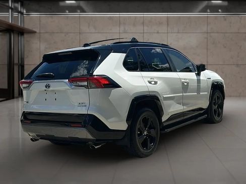 Used 2020 Toyota RAV4 XSE AWD/4WD image 4