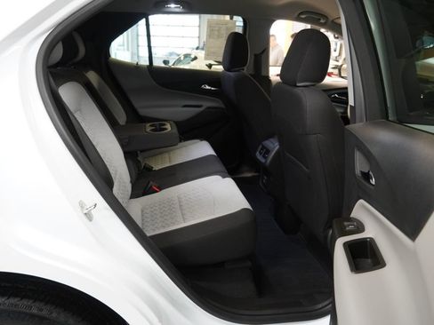 Used 2023 Chevrolet Equinox LS w/ LS Convenience Package image 25