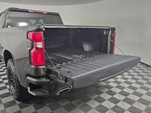Used 2021 Chevrolet Silverado 1500 RST w/ Z71 Off-Road Package AWD/4WD image 14
