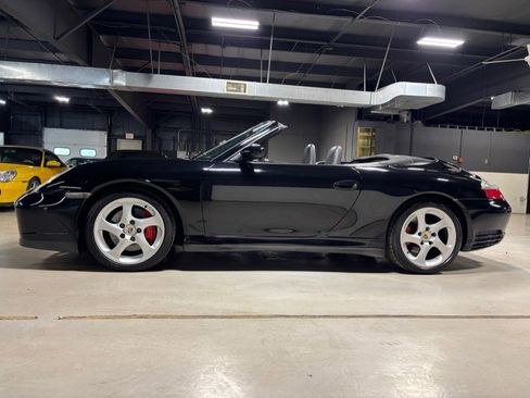 Used 2004 Porsche 911 Carrera 4S AWD/4WD image 3