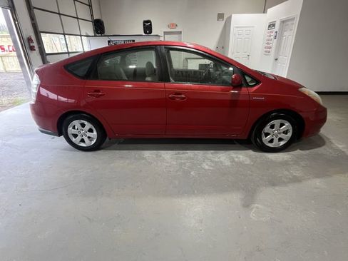 Used 2007 Toyota Prius image 2