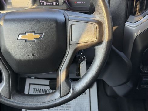 Used 2019 Chevrolet Silverado 1500 Custom w/ Custom Max Trailering Package AWD/4WD image 35
