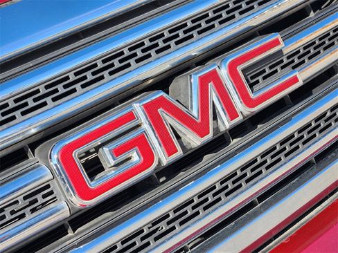 Used 2017 GMC Canyon SLE w/ Trailering Package image 12