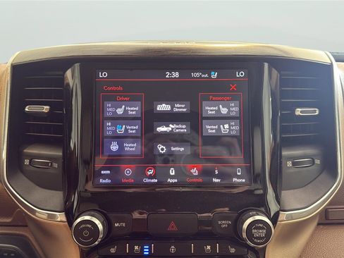 Used 2019 RAM 1500 Laramie AWD/4WD image 19