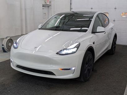 Used 2025 Tesla Model Y Long Range