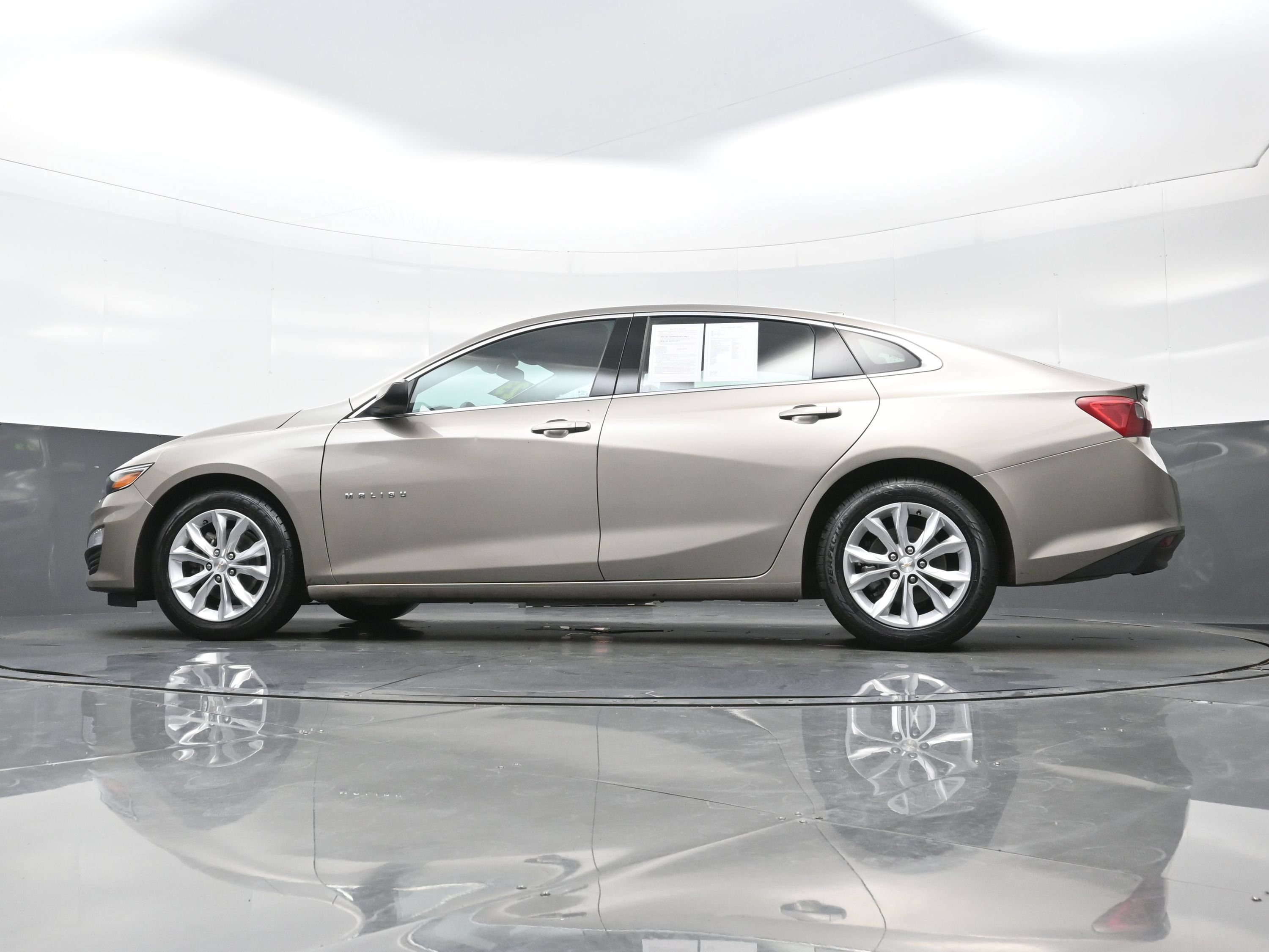 Used 2023 Chevrolet Malibu LT w/ Driver Confidence Package FWD image 27