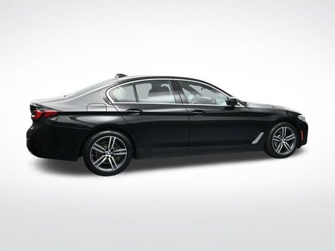 New 2022 BMW 530i xDrive w/ Premium Package image 9