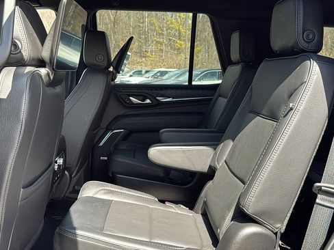 Certified 2024 GMC Yukon Denali image 27