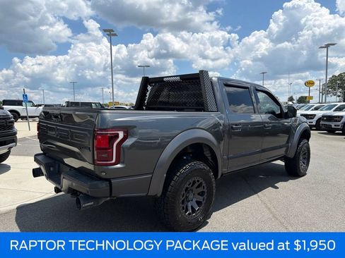 Used 2018 Ford F150 Raptor w/ Equipment Group 802A Luxury AWD/4WD image 4