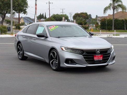Used 2021 Honda Accord Sport image 3