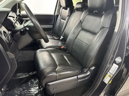 Used 2021 Toyota Tundra SR5 AWD/4WD image 17