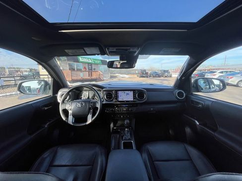 Used 2020 Toyota Tacoma TRD Sport w/ TRD Premium Sport Package image 12