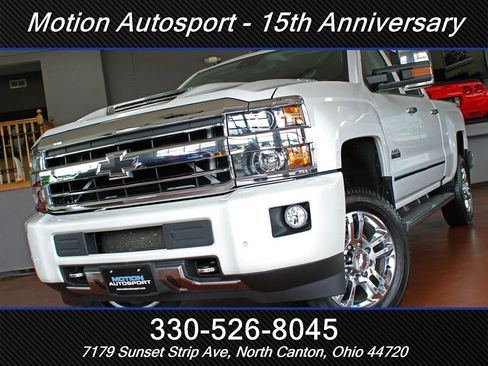 Used 2018 Chevrolet Silverado 2500 High Country w/ Duramax Plus Package AWD/4WD image 50