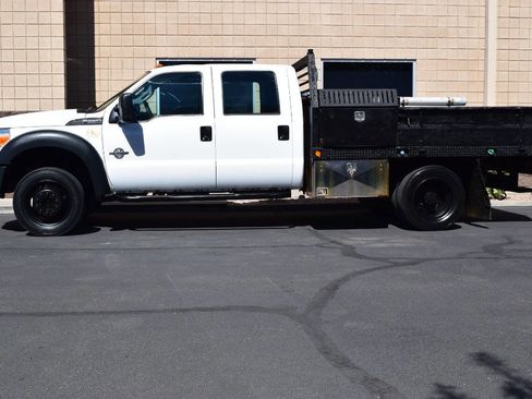 Used 2014 Ford F550 4x4 Crew Cab Super Duty image 4