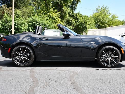 New 2026 MAZDA MX-5 Miata Grand Touring RWD image 8