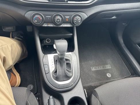 Used 2022 Kia Forte LXS w/ LXS Technology Package FWD image 20