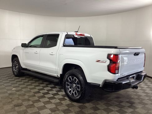 Used 2023 Chevrolet Colorado Z71 w/ Z71 Convenience Package 2 image 4