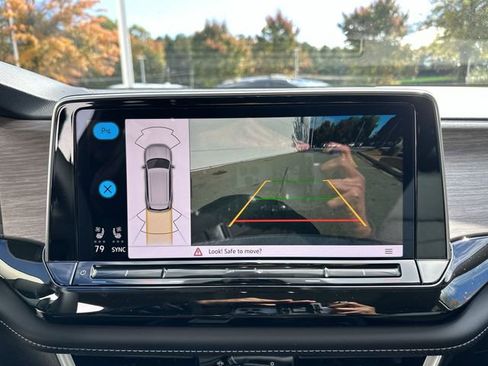 New 2026 Volkswagen Atlas SEL image 18