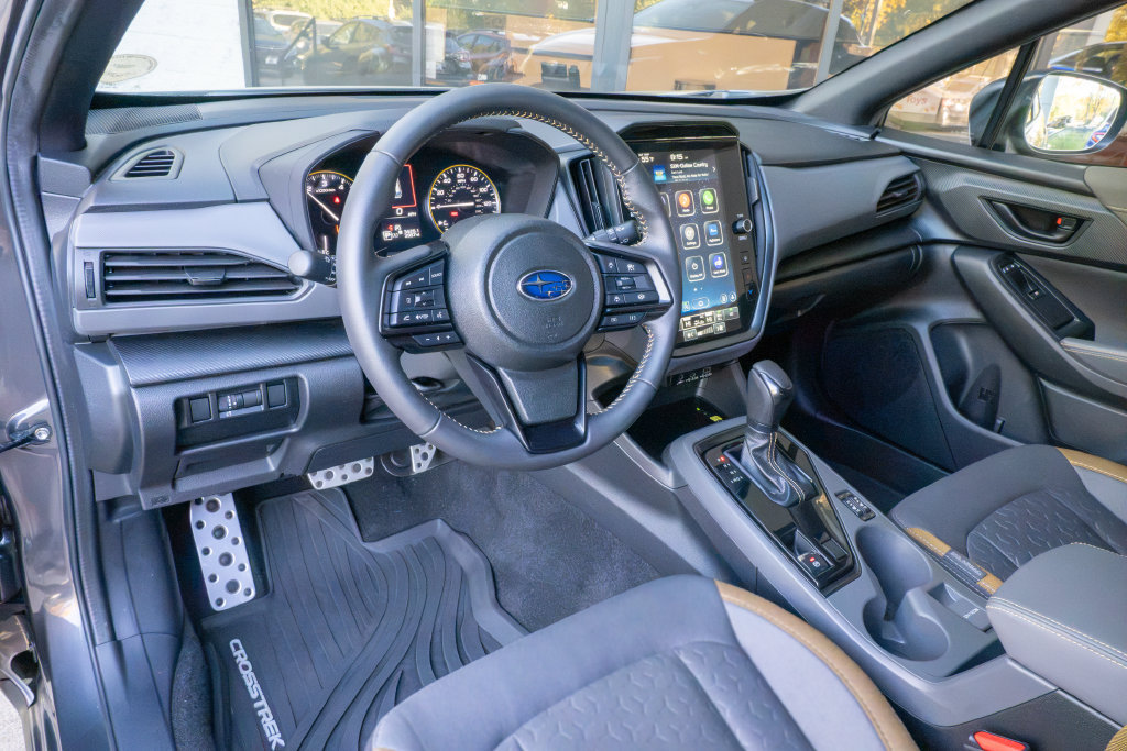 Certified 2025 Subaru Crosstrek 2.5i Sport w/ Popular Package #4A AWD/4WD image 9
