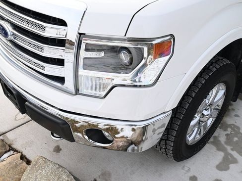 Used 2014 Ford F150 Lariat w/ Equipment Group 502A Luxury image 10