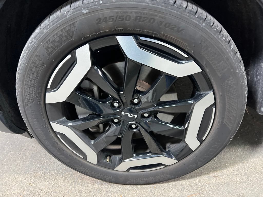 Used 2025 Kia Telluride S FWD image 39